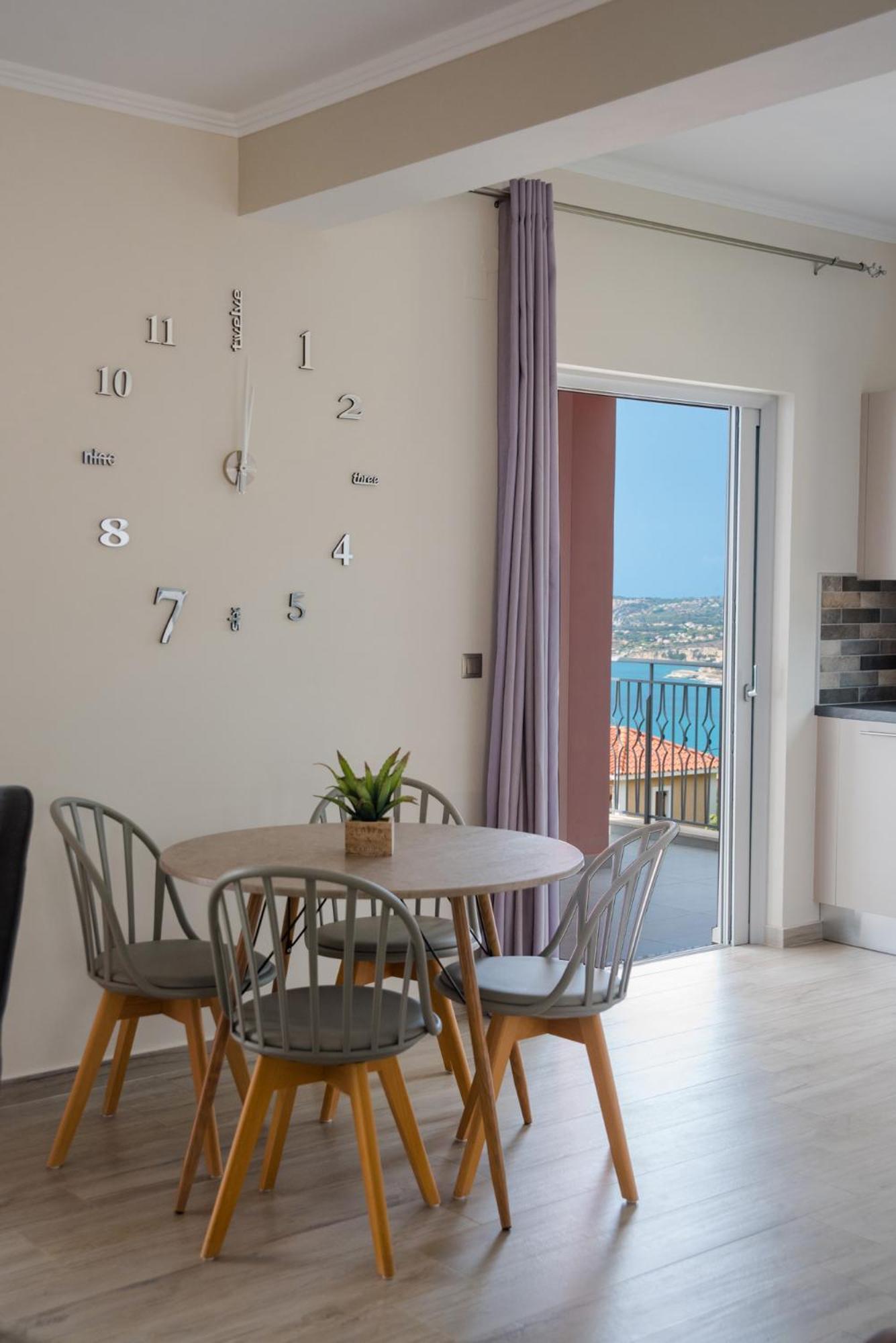 Nirvana Homes Vlachata Buitenkant foto